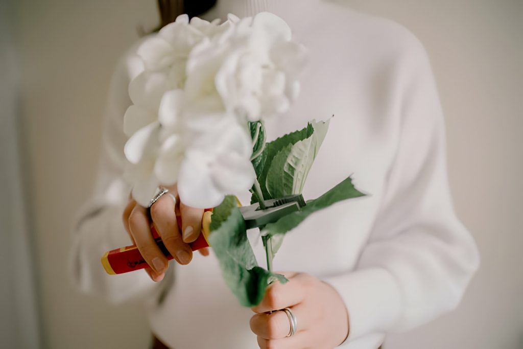 how to diy wedding flowers