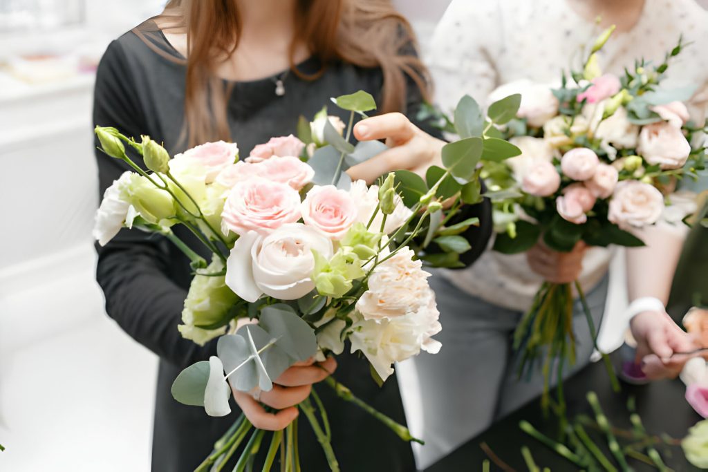 when to order flowers for wedding